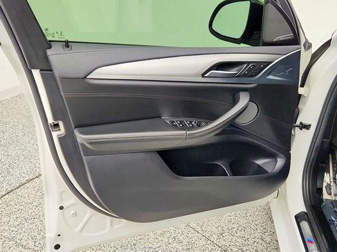 Used 2018 BMW X3 M40i AWD/4WD image 11