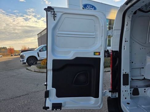 New 2026 Ford Transit 150 Low Roof RWD image 39