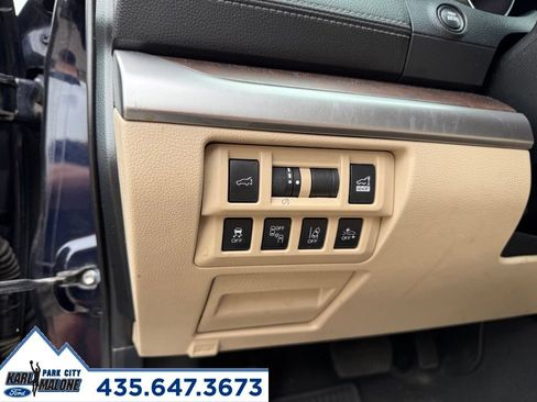 Used 2018 Subaru Outback 3.6R Limited AWD/4WD image 17