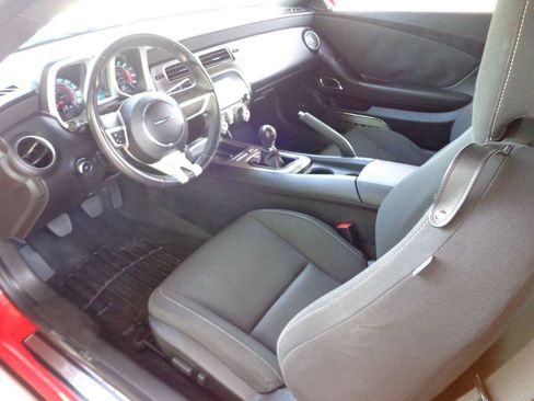 Used 2011 Chevrolet Camaro SS RWD image 14
