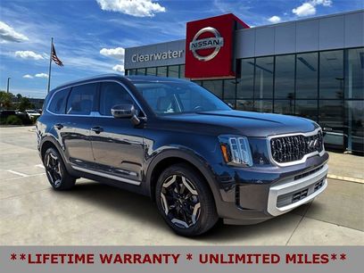 Used 2025 Kia Telluride EX w/ EX Captain's Chair Package