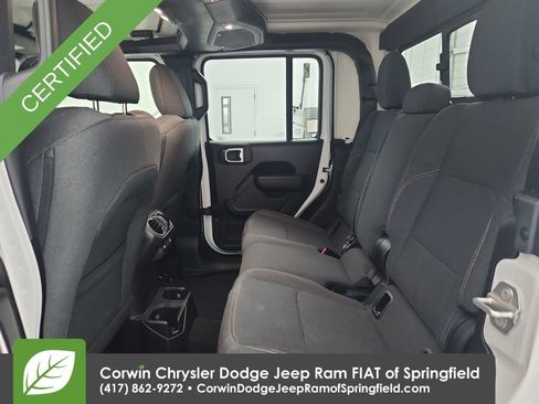 Certified 2024 Jeep Gladiator Sport image 22