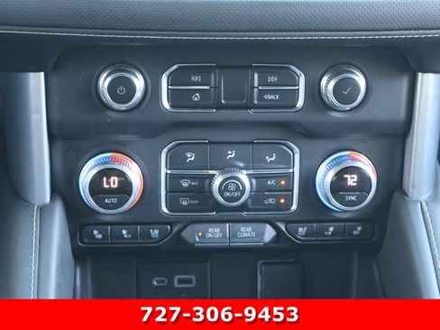 Used 2023 GMC Yukon SLT RWD image 21