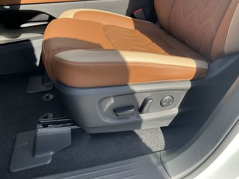 New 2026 Nissan Pathfinder Platinum w/ Cargo Package image 28