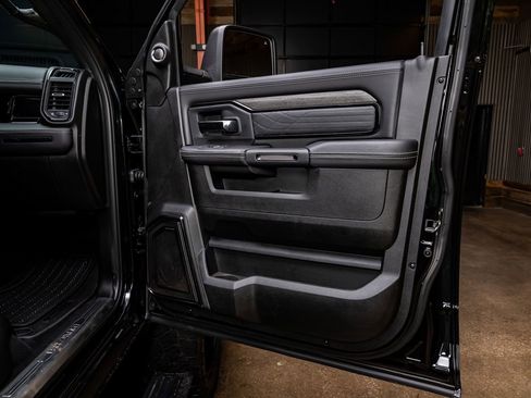 Used 2026 RAM 2500 Limited image 37