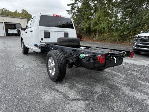 New 2026 RAM 3500 Tradesman w/ Chrome Appearance Group image 5