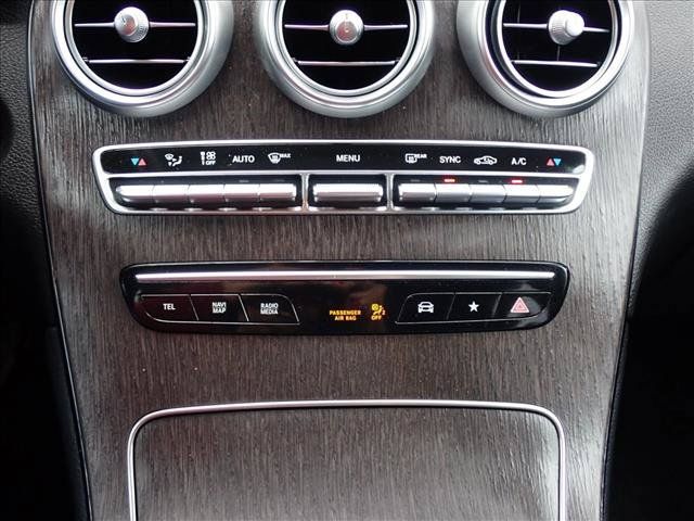Used 2022 Mercedes-Benz GLC 300 4MATIC image 21