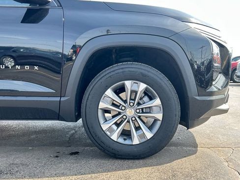 New 2026 Chevrolet Equinox LT w/ Convenience Package II FWD image 13
