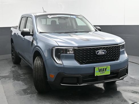 New 2026 Ford Maverick Lariat w/ Black Appearance Package AWD/4WD image 39