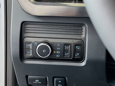 New 2026 Ford F350 Lariat w/ Black Appearance Package AWD/4WD image 19