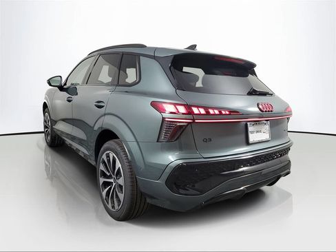 New 2026 Audi Q3 quattro 2.0T AWD/4WD image 4