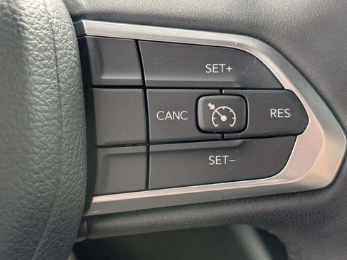 Certified 2023 Jeep Compass Latitude AWD/4WD image 17