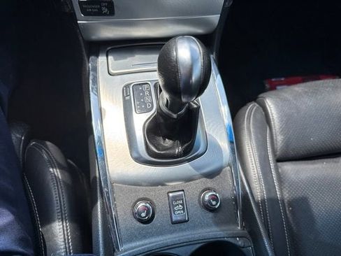 Used 2010 INFINITI G37 Convertible w/ Premium Pkg RWD image 13