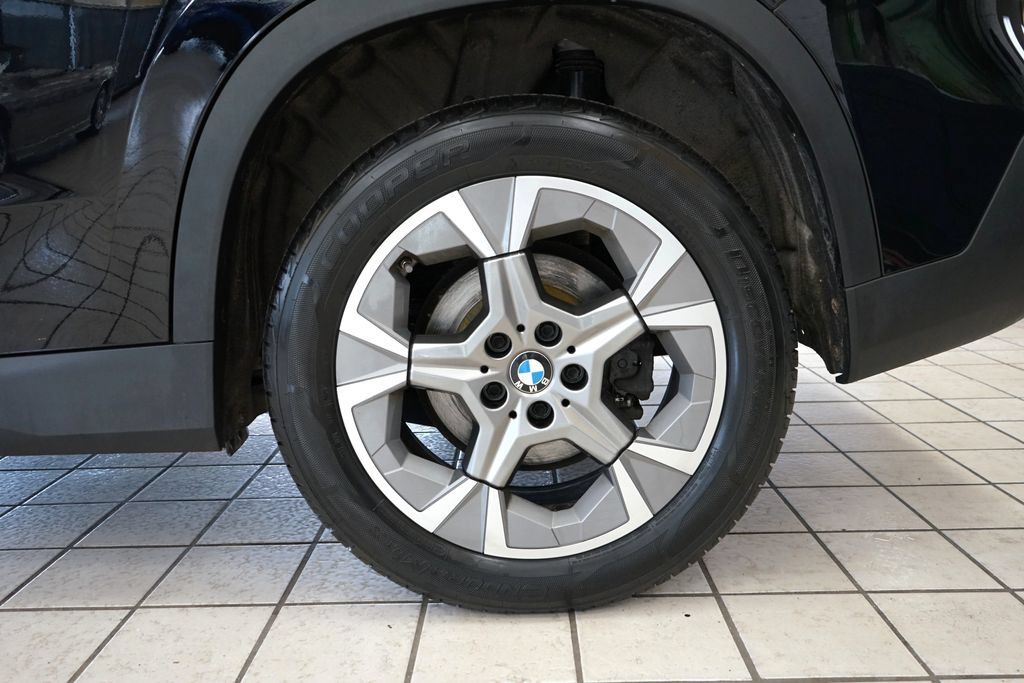 Used 2023 BMW X1 xDrive28i AWD/4WD image 53