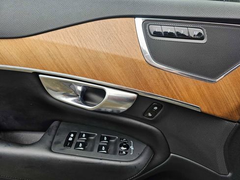 Used 2023 Volvo XC90 B6 Core w/ Protection Package Premier image 24