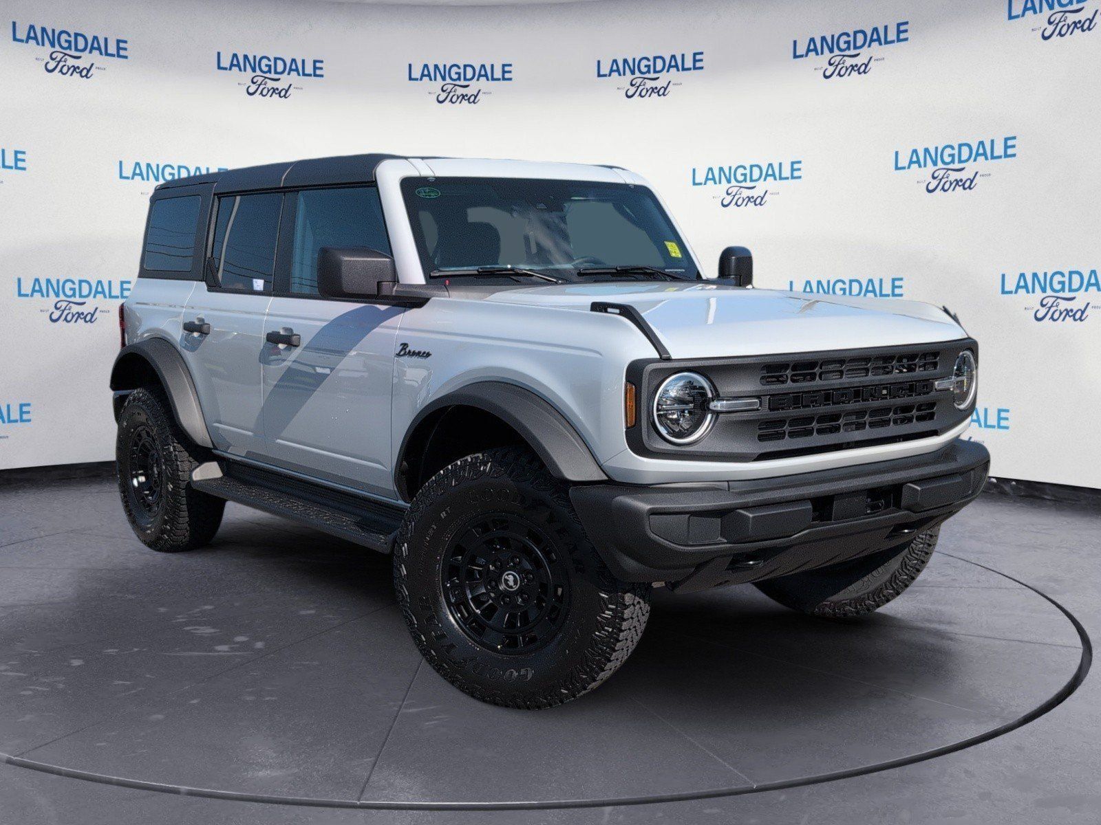 New 2026 Ford Bronco Big Bend AWD/4WD image 2