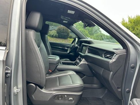 Used 2023 GMC Yukon Denali AWD/4WD image 51