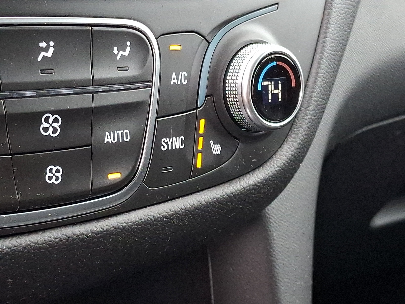 Certified 2024 Chevrolet Equinox LT FWD image 25