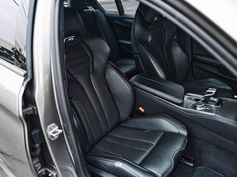 Used 2020 BMW M5 w/ Executive Package image 35