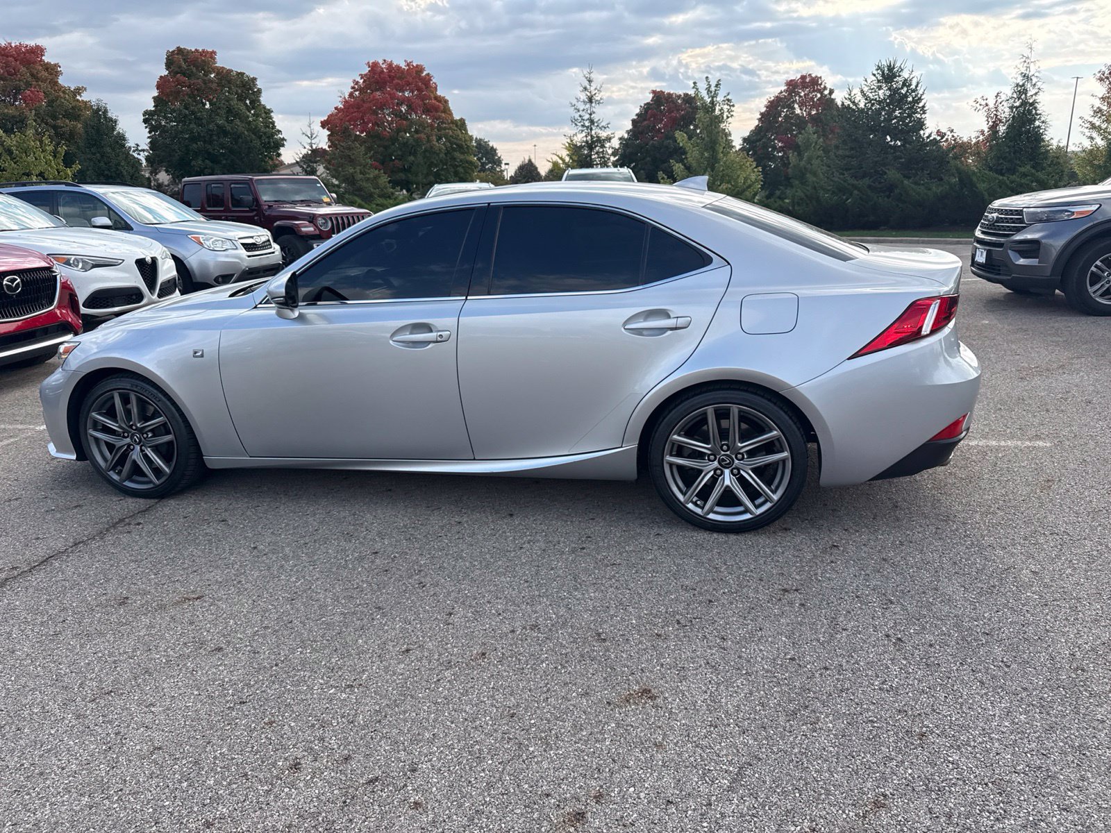 Used 2016 Lexus IS 200t w/ F Sport Package RWD image 8