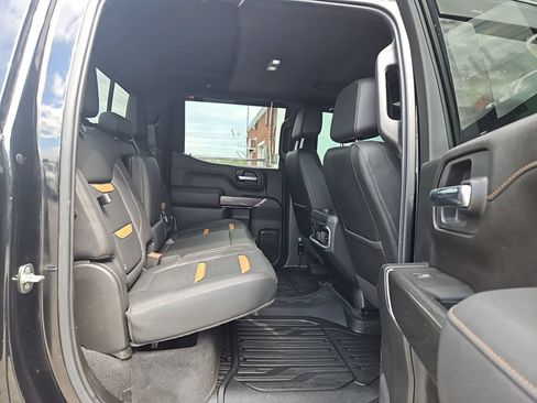 Used 2020 GMC Sierra 1500 AT4 w/ AT4 Premium Package AWD/4WD image 10