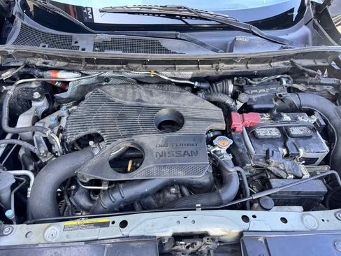 Used 2017 Nissan Juke S FWD image 18