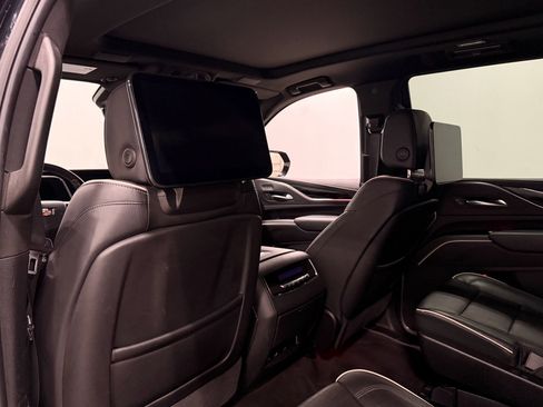Used 2023 Cadillac Escalade Sport image 31