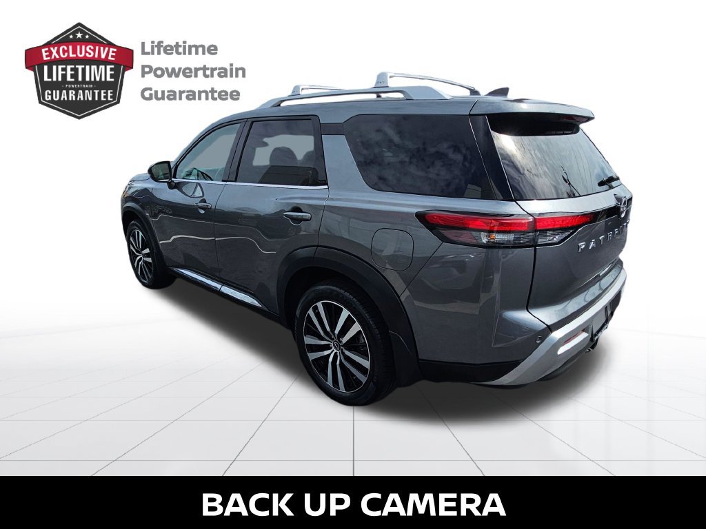 Certified 2023 Nissan Pathfinder Platinum w/ Cargo Package AWD/4WD image 4