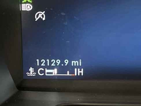 Used 2023 Lincoln Corsair AWD image 6