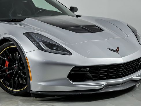 Used 2016 Chevrolet Corvette Z06 w/ 2LZ Preferred Equipment Group image 3