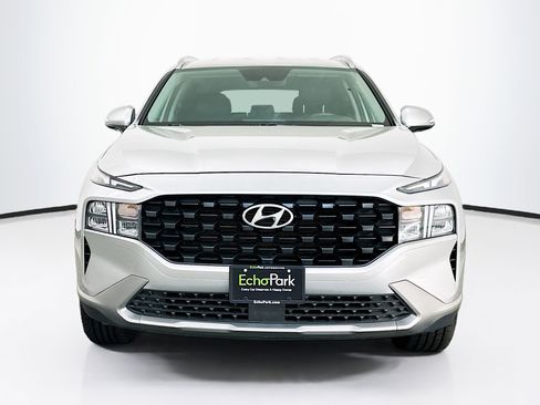 Used 2023 Hyundai Santa Fe SEL image 2
