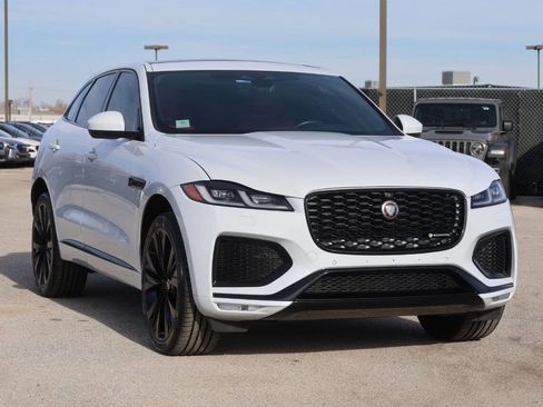 Used 2021 Jaguar F-PACE R-Dynamic S image 4