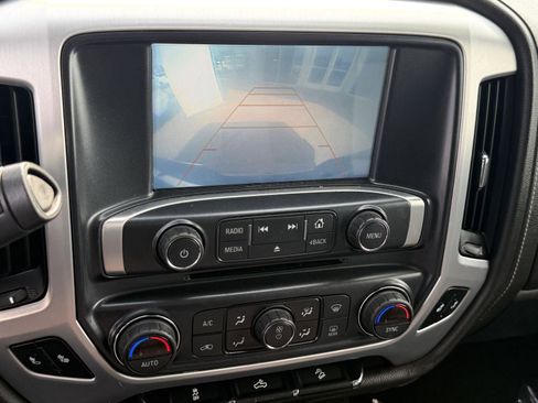 Used 2019 GMC Sierra 1500 SLE w/ SLE Value Package AWD/4WD image 28