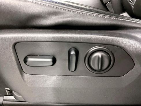 Used 2020 GMC Sierra 1500 SLT image 46