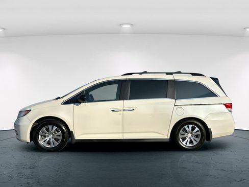 Used 2016 Honda Odyssey SE image 3