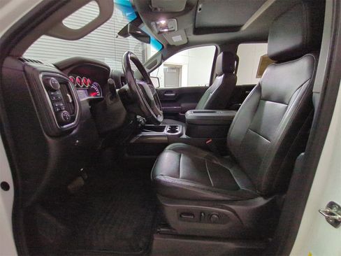 Used 2020 Chevrolet Silverado 1500 LTZ image 16