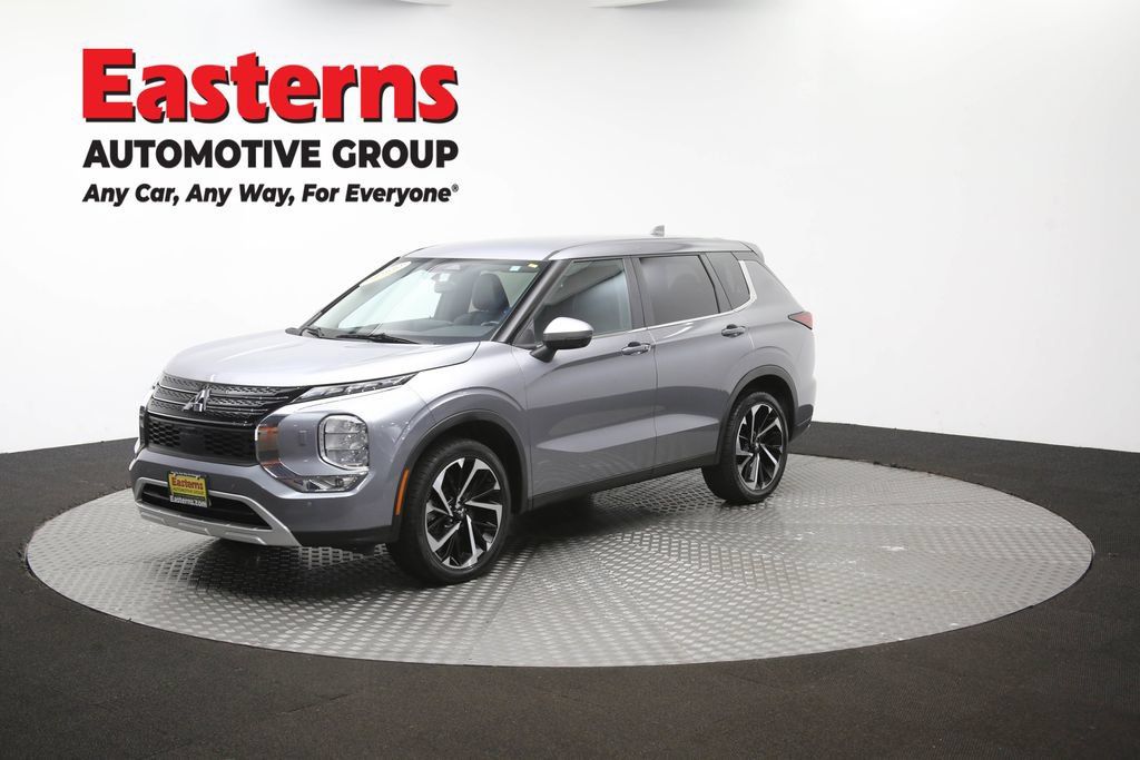 Used 2024 Mitsubishi Outlander SE AWD/4WD image 58