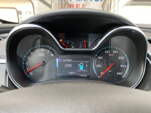 Used 2019 Chevrolet Impala LT w/ LT Convenience Package FWD image 27