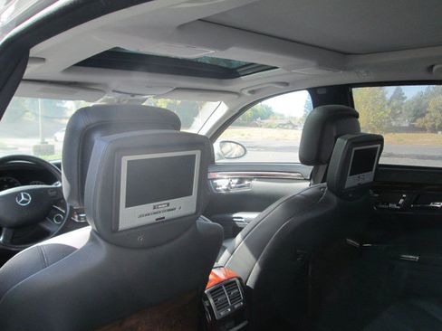 Used 2007 Mercedes-Benz S 550 image 13