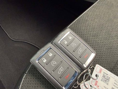 New 2025 Jeep Grand Cherokee Altitude image 29