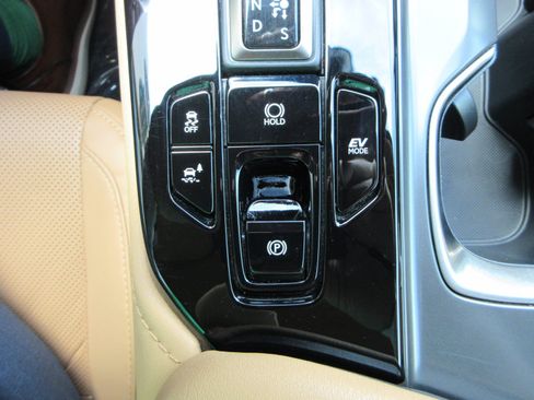 Used 2025 Lexus NX 350h AWD w/ Cold Area Package image 48