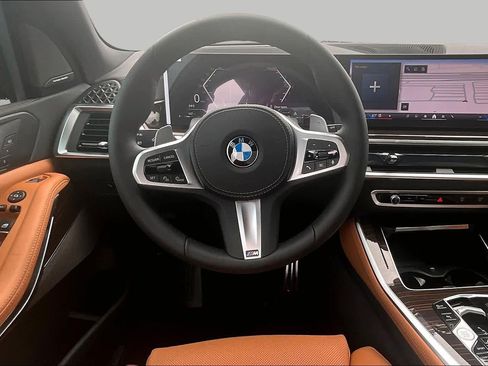 Used 2026 BMW X5 xDrive40i w/ M Sport Package AWD/4WD image 5