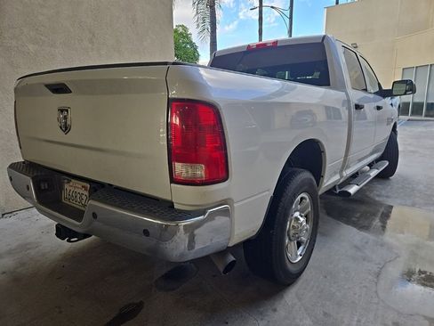 Used 2017 RAM 2500 Tradesman w/ Chrome Appearance Group image 3