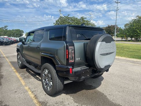 Used 2024 GMC Hummer EV 3X AWD/4WD image 6