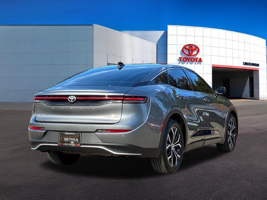 Used 2026 Toyota Crown AWD/4WD image 10