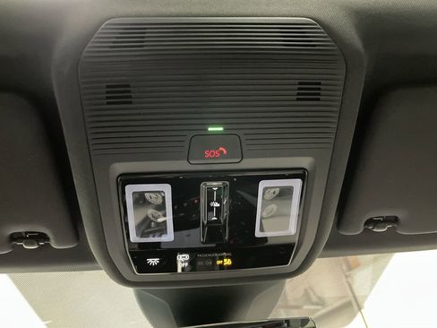 Used 2021 Volkswagen ID.4 Pro S w/ Gradient Package image 27