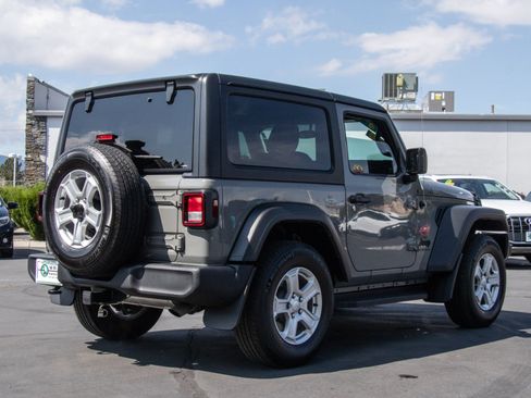 Used 2023 Jeep Wrangler Freedom Edition image 7