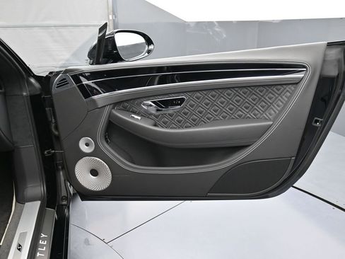 Certified 2023 Bentley Continental GT V8 image 25