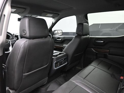 Used 2020 GMC Sierra 1500 SLT image 15