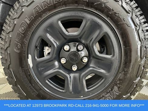 Used 2022 Jeep Wrangler Sport AWD/4WD image 24